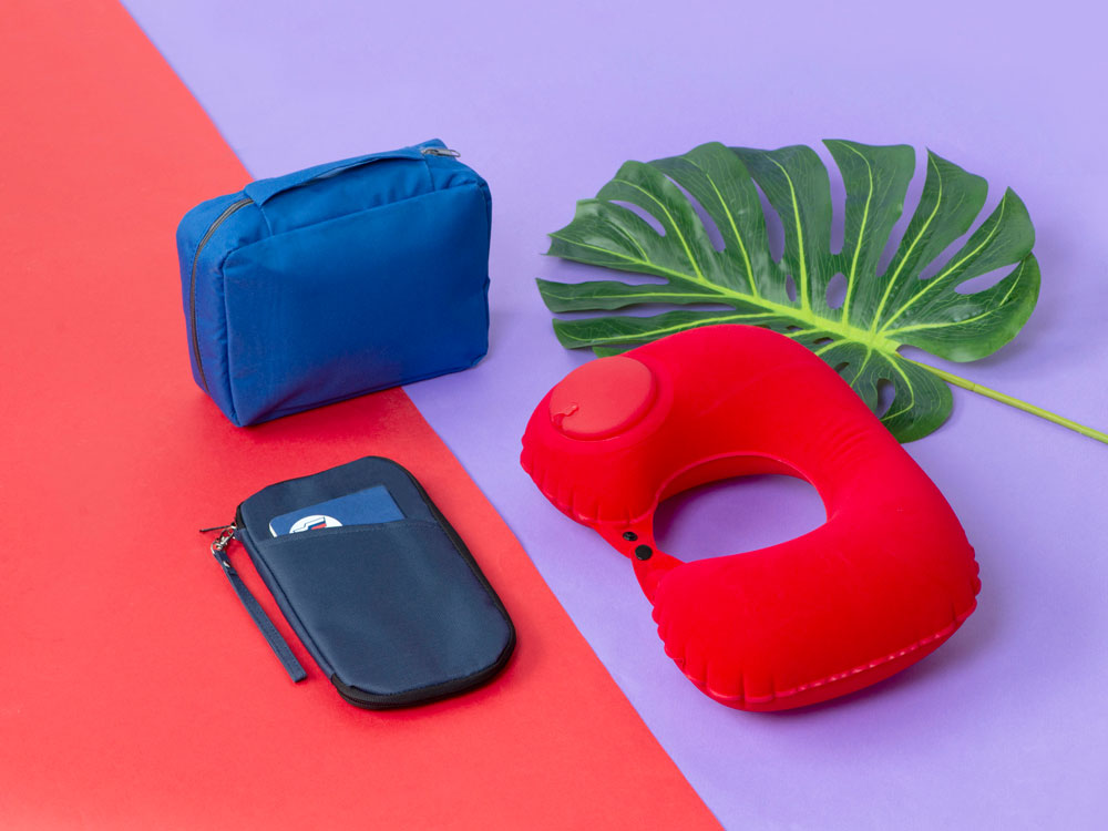 Подушка для путешествия с помпой Push