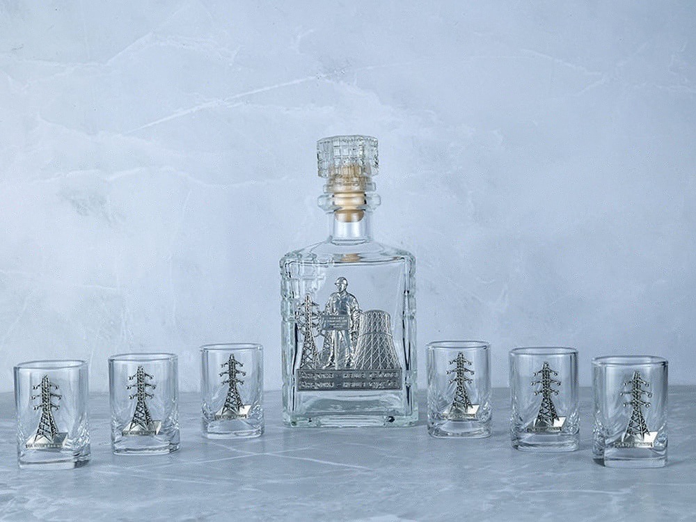 Набор со штофом Энергетики